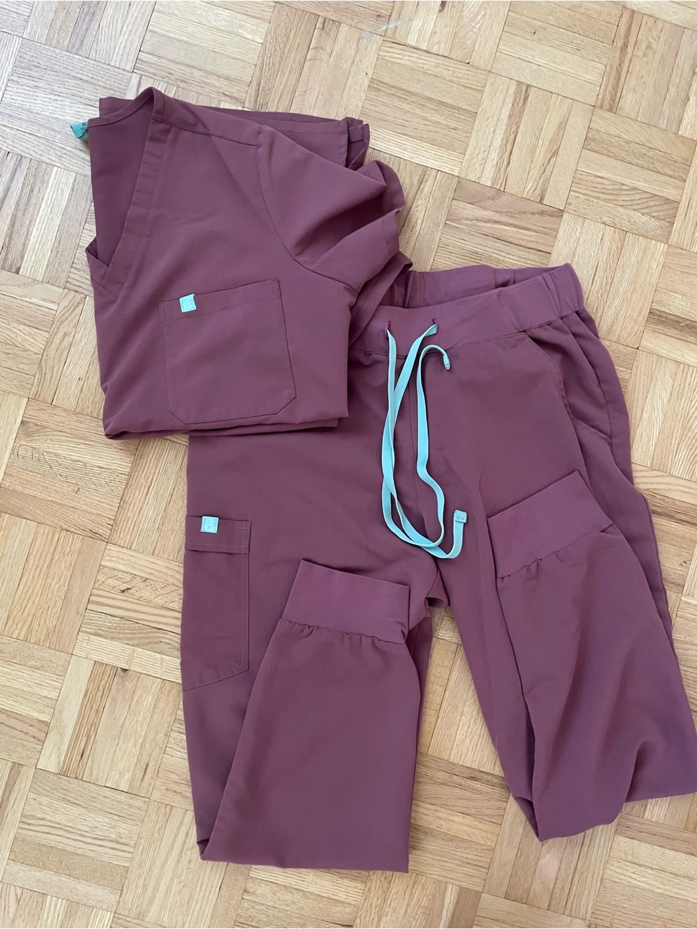 Garde-Malade scrubs